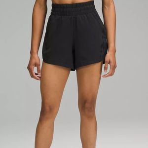 Lululemon Track That Shorts size 6 Like new